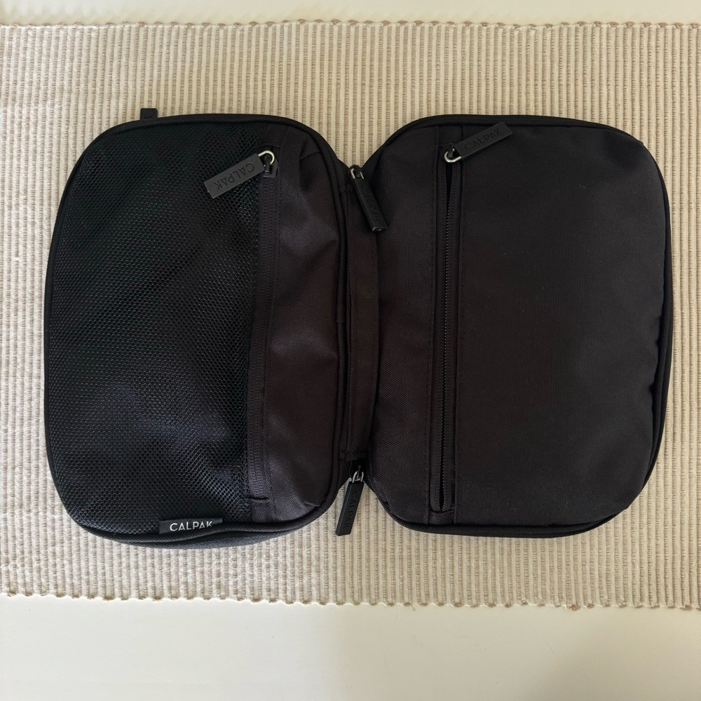 Calpak Tech Case